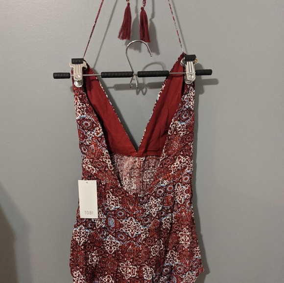 Halter Low-Back Plunging Romper - Picture 5 of 5